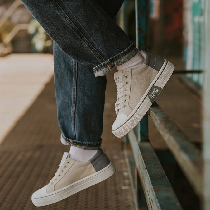 Retroglide Canvas Court Sneaker - White