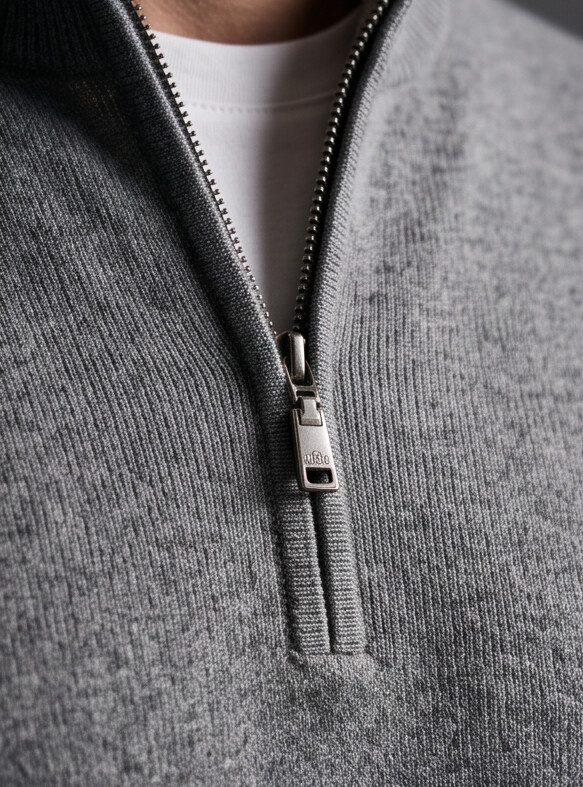 santous-gray 5